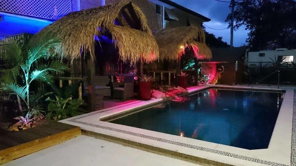 טוויד הדס River Retreat Home & Holiday Park מראה חיצוני תמונה